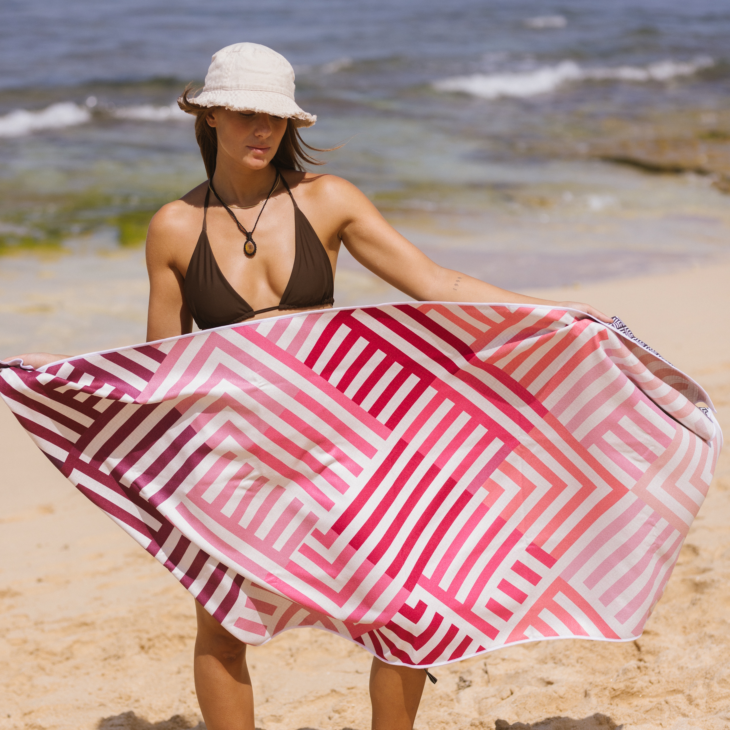 WSW Strandtuch mit Geheimfach – Bild 3