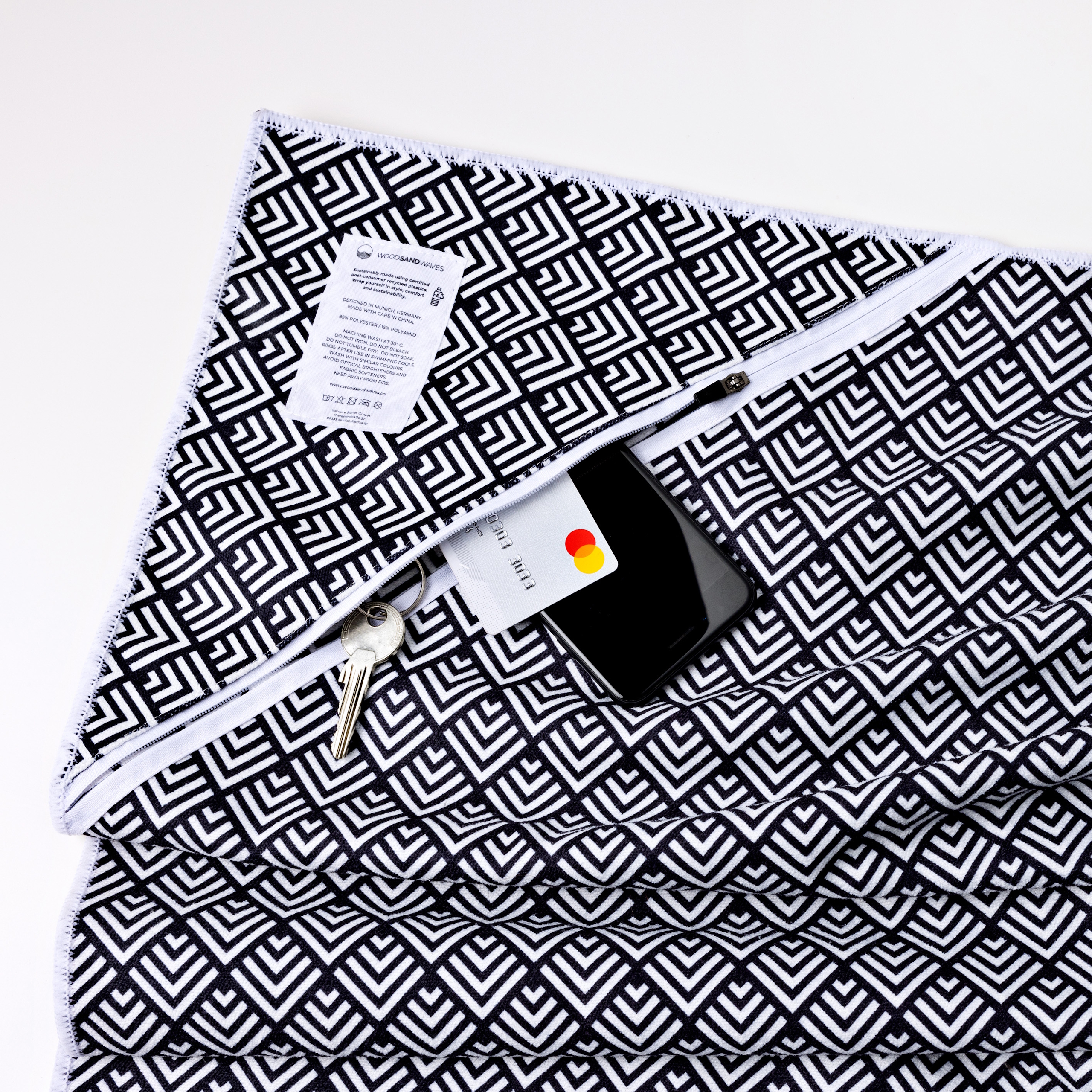 WSW Strandtuch mit Geheimfach – Bild 2